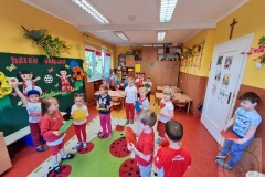 Dzień Dziecka grupa "Sowy" i "Wiewiórki"
