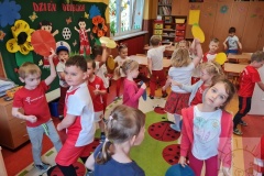 Dzień Dziecka grupa "Sowy" i "Wiewiórki"