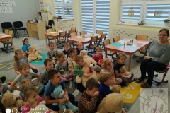 Dzień Pluszowego Misia 2022 grupa "Pszczółki"