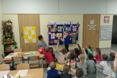 Dzień Pluszowego Misia 2022 grupa "Pszczółki"