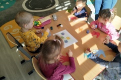 Międzynarodowy Dzień Teatru grupa Misie