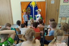 Międzynarodowy Dzień Teatru grupa "Pszczółki"